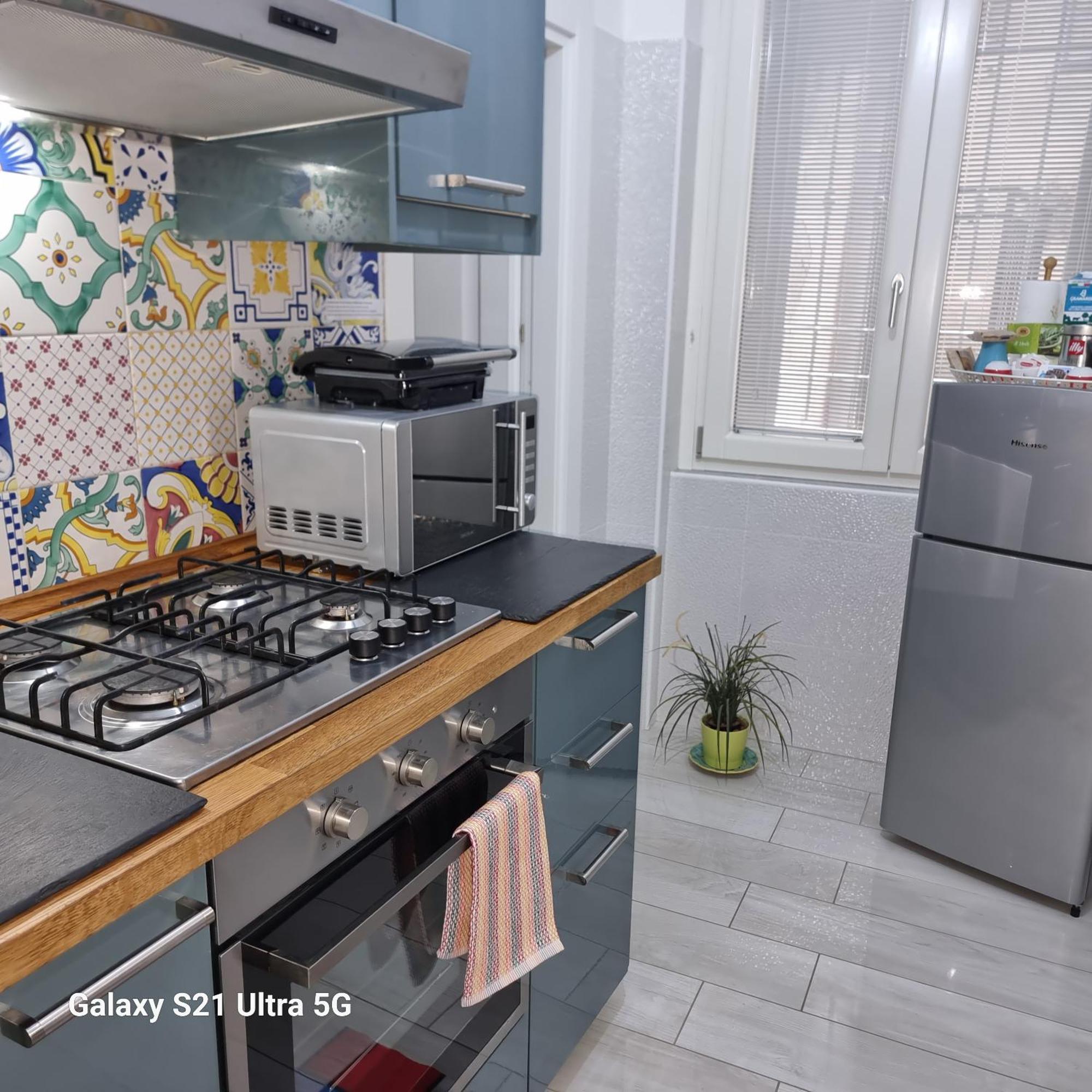 Al Teatro Verdi Luxury Apartment Salerno Exteriör bild