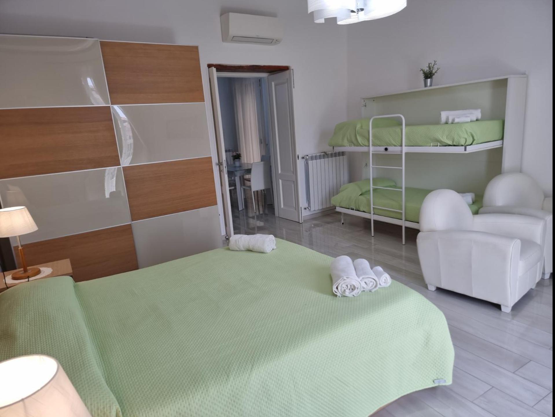 Al Teatro Verdi Luxury Apartment Salerno Exteriör bild