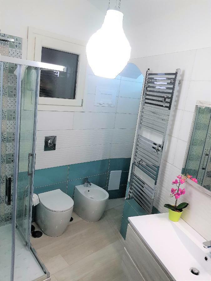 Al Teatro Verdi Luxury Apartment Salerno Exteriör bild